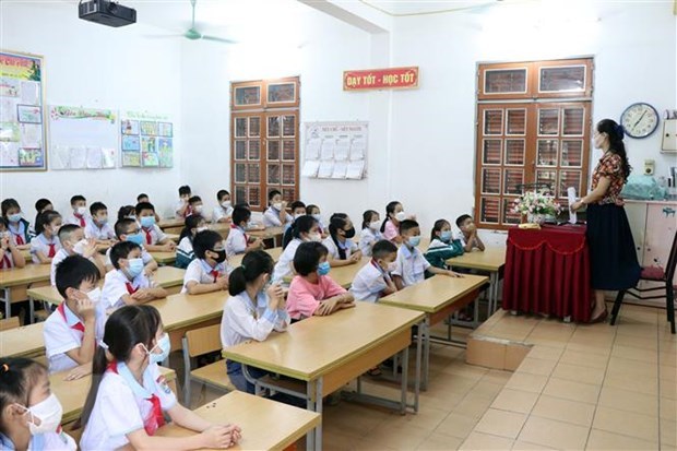 President urges education sector to act amid COVID-19 hinh anh 1