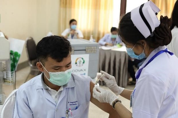Laos records rising COVID-19 infections in community hinh anh 1