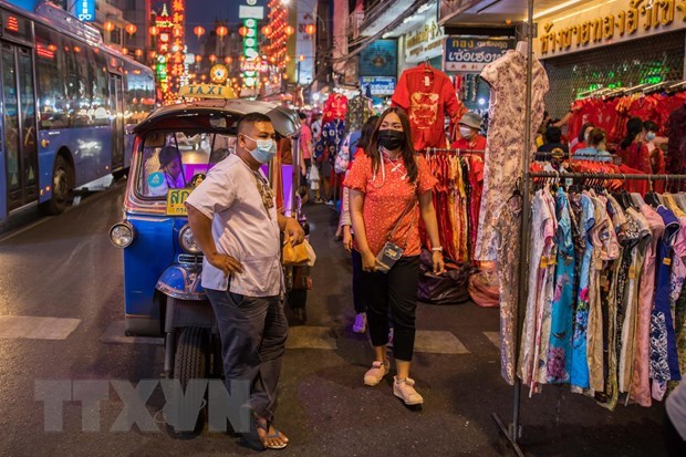 Thailand considers adopting new reopening policy to boost tourism hinh anh 1