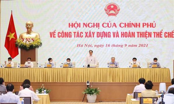 PM requests efforts to prevent corruption, vested interest in institution building hinh anh 1