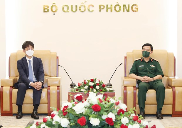 Vietnam, RoK agree to boost defence ties hinh anh 1