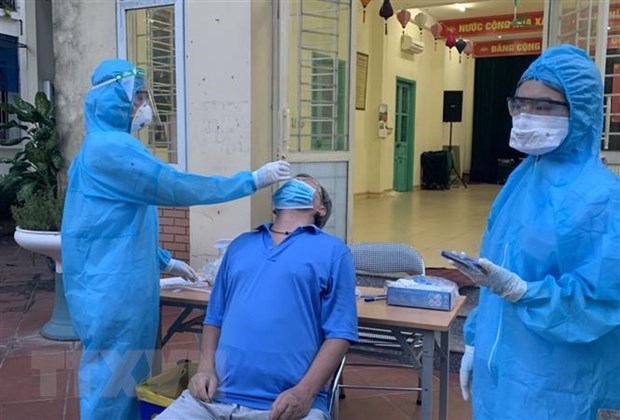 Vietnam records lowest number of daily COVID-19 infections in a month hinh anh 1