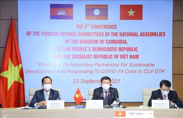 NA Committees for Foreign Affairs of Cambodia, Laos, Vietnam call for COVID-19 vaccine sharing hinh anh 1