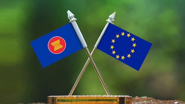 ASEAN-EU to resume free trade deal negotiations hinh anh 1