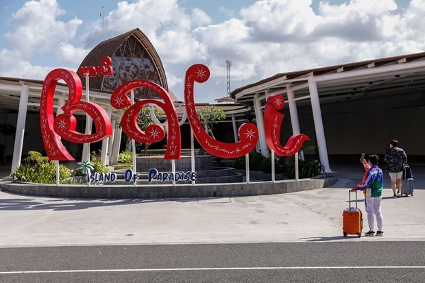 Indonesia cancels ‘travel bubble’ with Singapore hinh anh 1