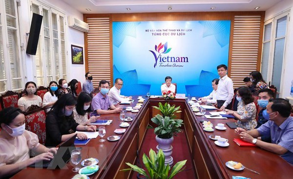 Diplomatic representative agencies abroad help attract foreign tourists to Vietnam hinh anh 2