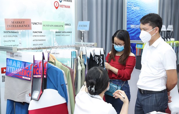 Vietnamese, Taiwanese garment, textile firms foster partnership hinh anh 1