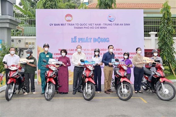 HCM City launches app connecting philanthropists with needy people hinh anh 1