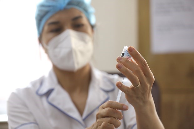 Vietnam eyes vaccinating children against COVID-19 in October hinh anh 1