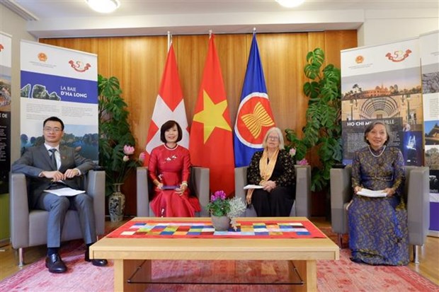 Vietnam Day in Switzerland celebrates anniversary of diplomatic relations hinh anh 1