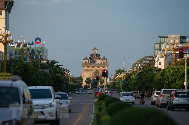Laos, Cambodia still see complicated developments of COVID-19 hinh anh 1