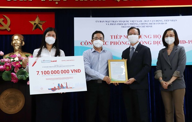 HCM City receives more medical equipment, supplies to serve COVID-19 fight hinh anh 1