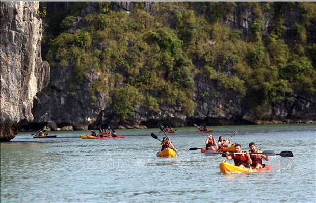 Quang Ninh kicks off tourism promotion activities hinh anh 2