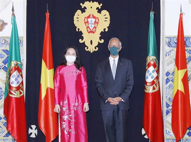 Vice President hopes for stronger ties with Portugal hinh anh 1