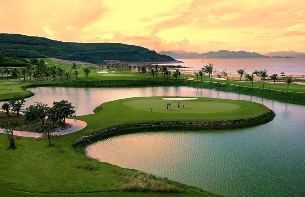 Vietnam honoured as World's, Asia's Best Golf Destination 2021 hinh anh 1