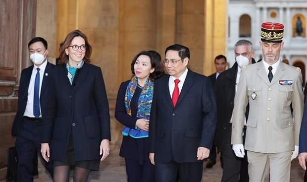 PM's France visit expected to open up cooperation chances: La Tribune hinh anh 2