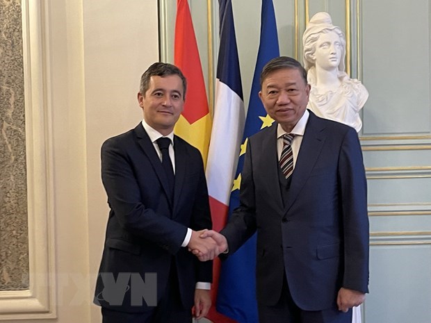 Vietnam, France beef up security, anti-crime cooperation hinh anh 1