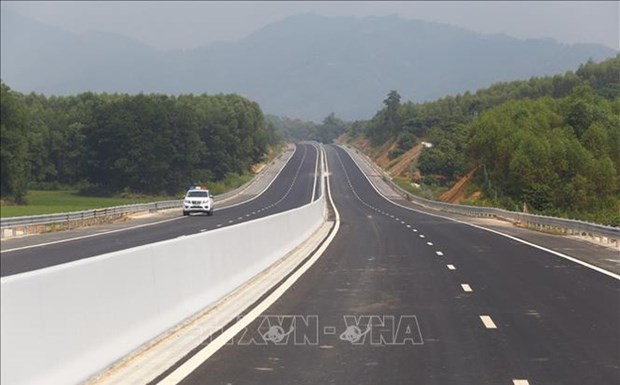Laos considers new expressway linking Vientiane, Vietnam hinh anh 1