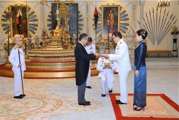 Thai King confident on growth of Vietnam-Thailand ties hinh anh 1