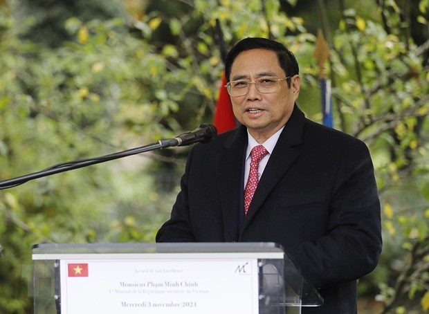 PM Pham Minh Chinh arrives in Hanoi, concluding Europe working trip hinh anh 1