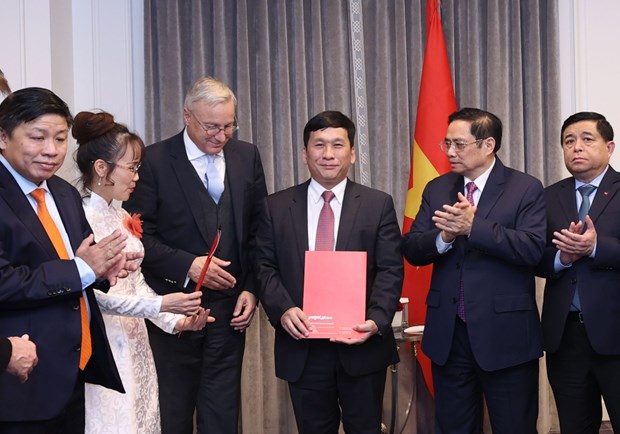 Vietjet, Airbus ink strategic cooperation agreement for 119 aircraft hinh anh 2