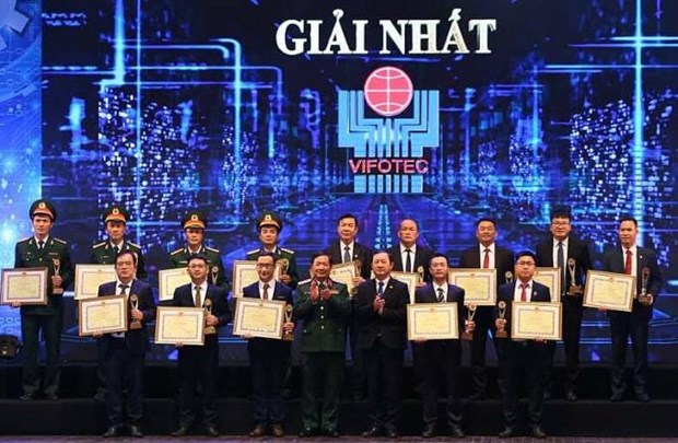 Winners of Vietnam Science & Technology Innovation Awards 2020 honoured hinh anh 1