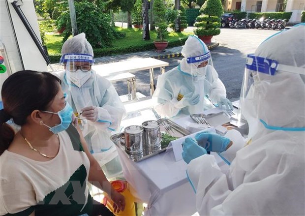 Vaccination, 5K message key to protect pandemic fight outcomes: Health Minister hinh anh 1