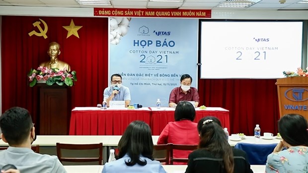 Cotton Day Vietnam online forum to help Vietnamese textile enterprises revive after COVID-19 hinh anh 1