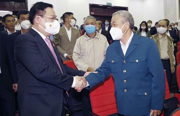 Top legislator meets voters in Hai Phong city hinh anh 1