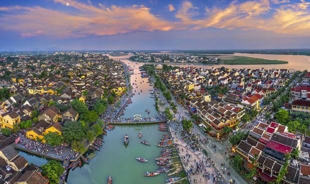 More foreign visitors to arrive in central Quang Nam province hinh anh 2