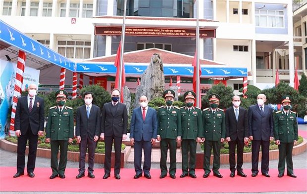 President visits Vietnam-Russia Tropical Centre hinh anh 2