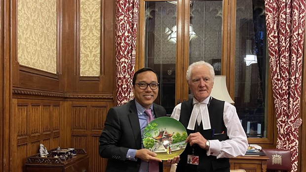 Vietnam, UK keen on fostering parliamentary cooperation hinh anh 1