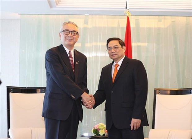 Prime Minister meets with representatives of Japanese firms, universities hinh anh 2