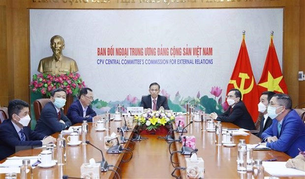 Vietnamese, Chinese Parties beef up cooperation hinh anh 1