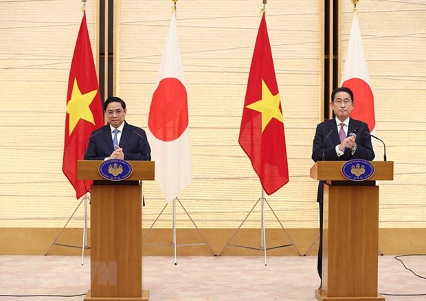 Vietnam, Japan issue joint statement toward opening new era in bilateral extensive strategic partnership hinh anh 1