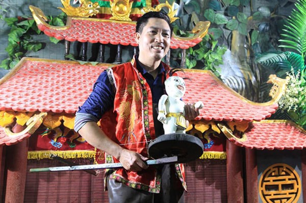 Students’ art project preserves traditional water puppetry hinh anh 1