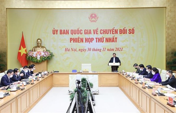 PM chairs first meeting of National Committee on Digital Transformation hinh anh 1