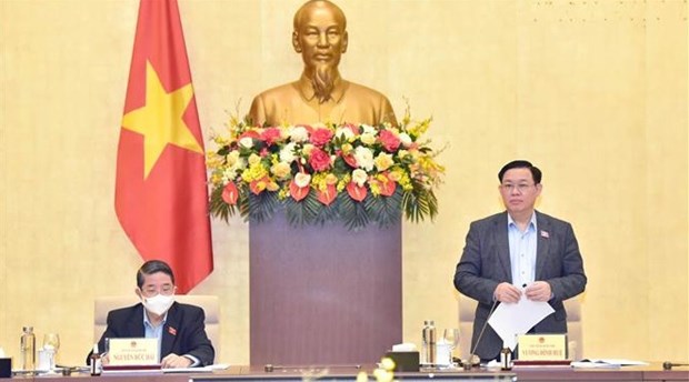 Economic forum to help Gov't develop recovery measures hinh anh 1