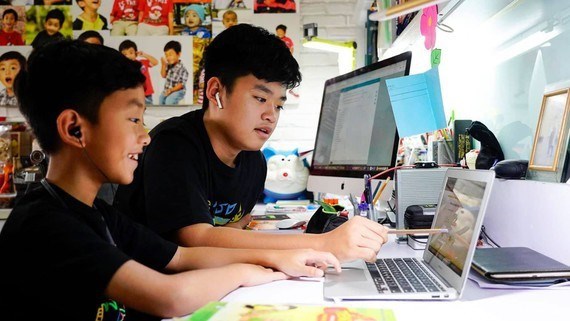 Greater mental health care should be given to students during online learning: Experts hinh anh 1