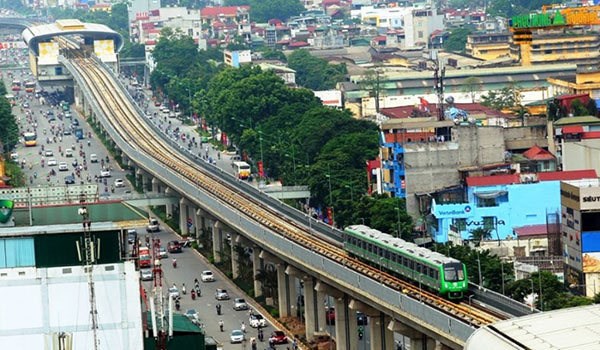 Vietnam makes progress in curbing traffic accidents hinh anh 1