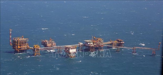 PetroVietnam’s oil and gas output hit 9.97 million tonnes in 11 months hinh anh 1