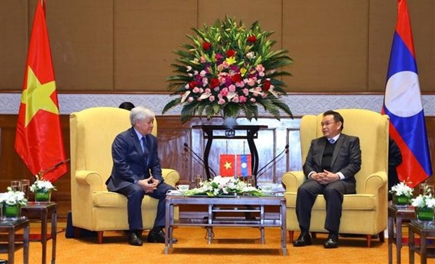 Vietnam Fatherland Front leader meets Chairman of Lao National Assembly hinh anh 1