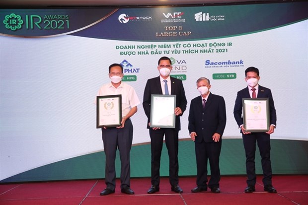 13 listed companies honoured for best investor relations hinh anh 1