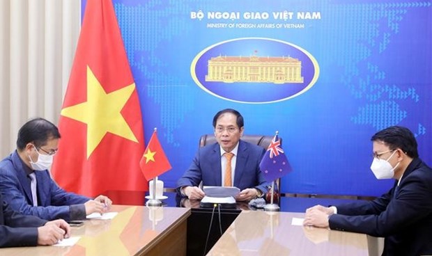 Vietnam, New Zealand sign action plan to deploy strategic partnership hinh anh 1