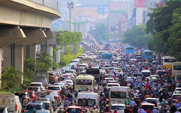 Hanoi to spend 1.8 trillion VND addressing traffic congestion hinh anh 1