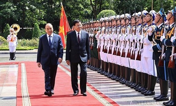 Diplomatic sector helps raise Vietnam’s fortune, position, prestige: FM hinh anh 1