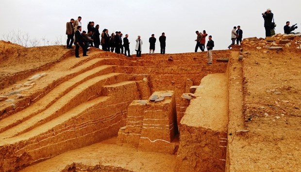 Unique architecture vestiges uncovered at Ho Dynasty Citadel’s centre in 2020-21 hinh anh 1