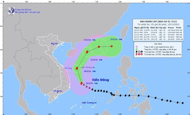 Coastal localities brace for super typhoon Rai hinh anh 1