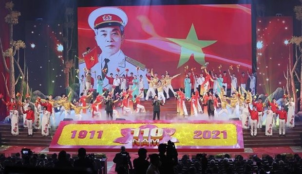 Grand ceremony marks 110th birthday of General Vo Nguyen Giap hinh anh 1