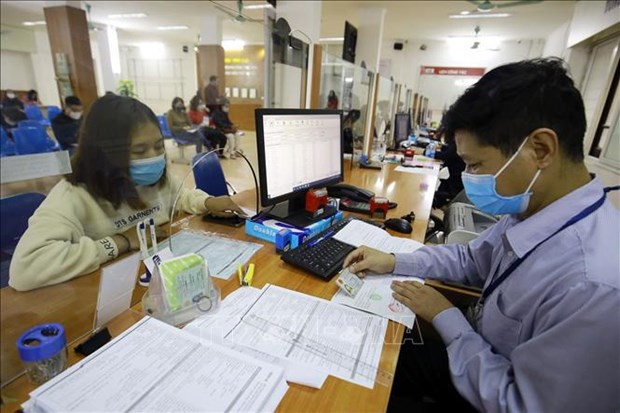 About 12.8 million pandemic-hit workers receive support from unemployment insurance fund hinh anh 1